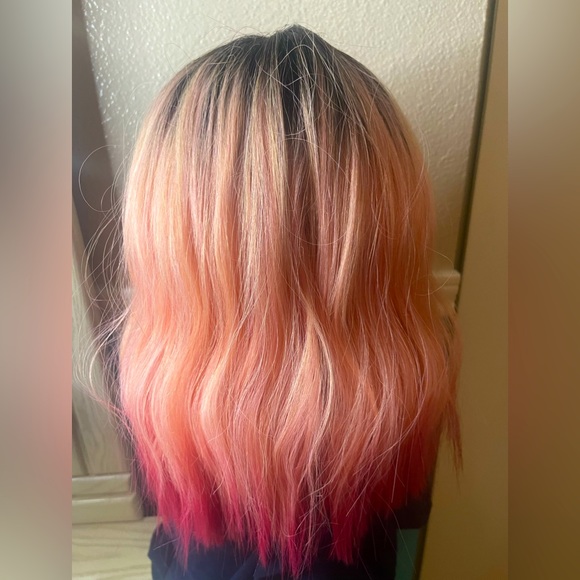PINK OMBRÉ BEACH WAVE WIG - Picture 3 of 7